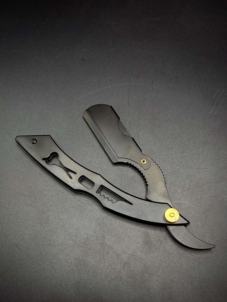 Black metallic razor