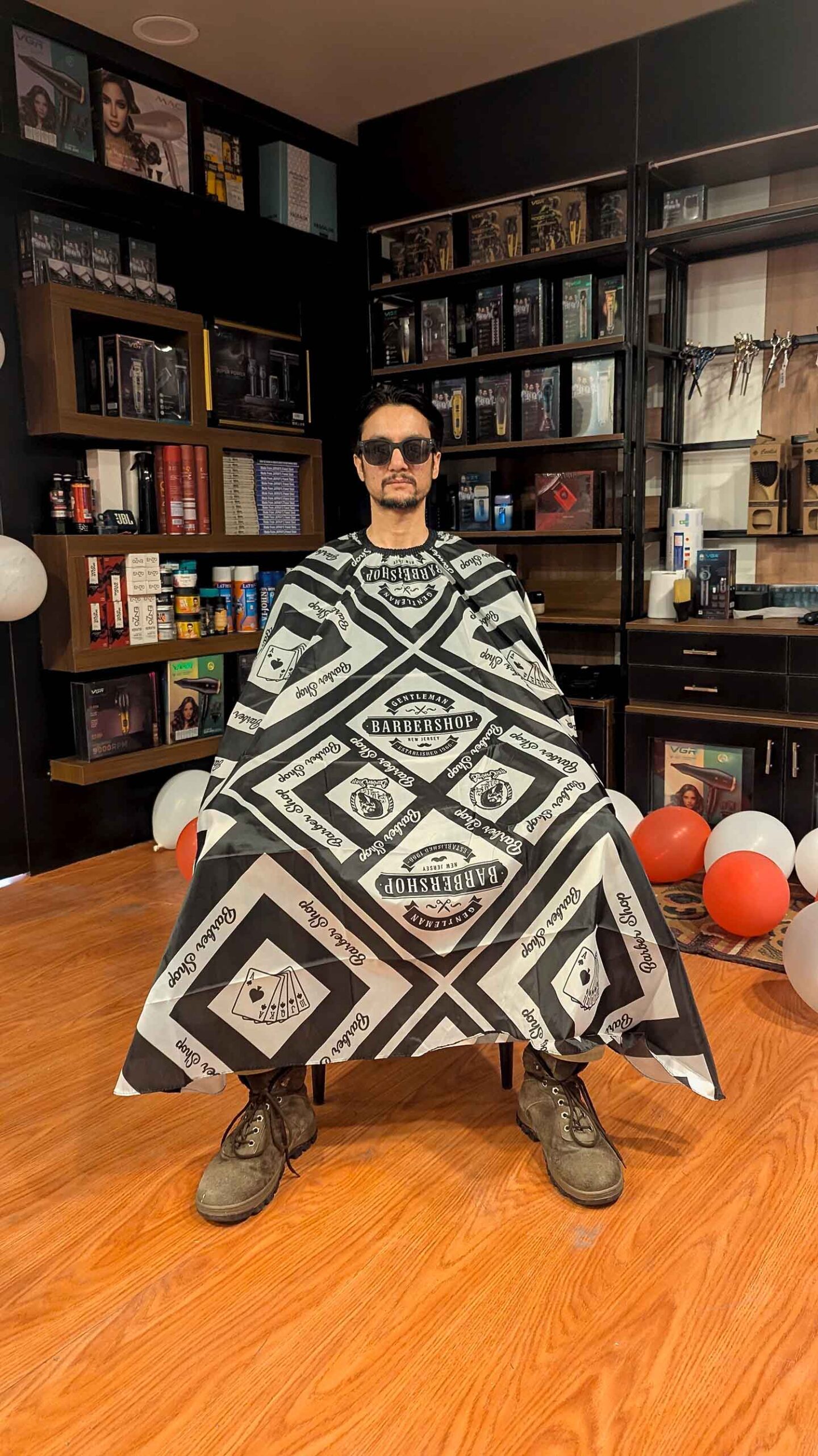 Customer Apron - Image 1