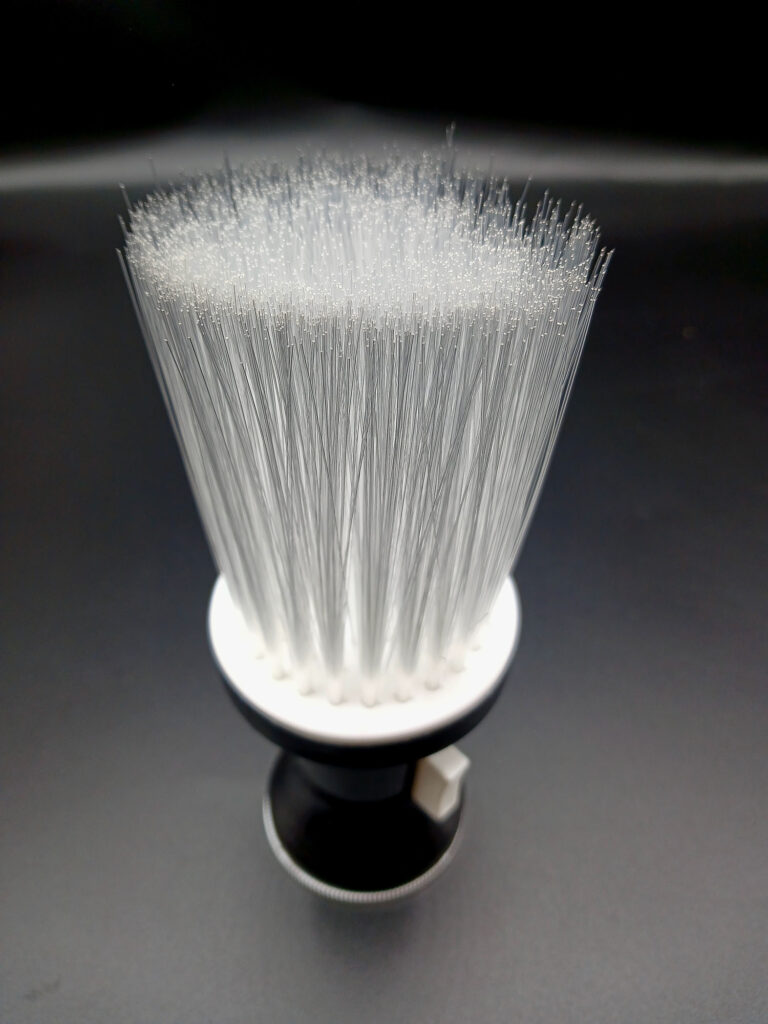 Round Neck Brush (White)