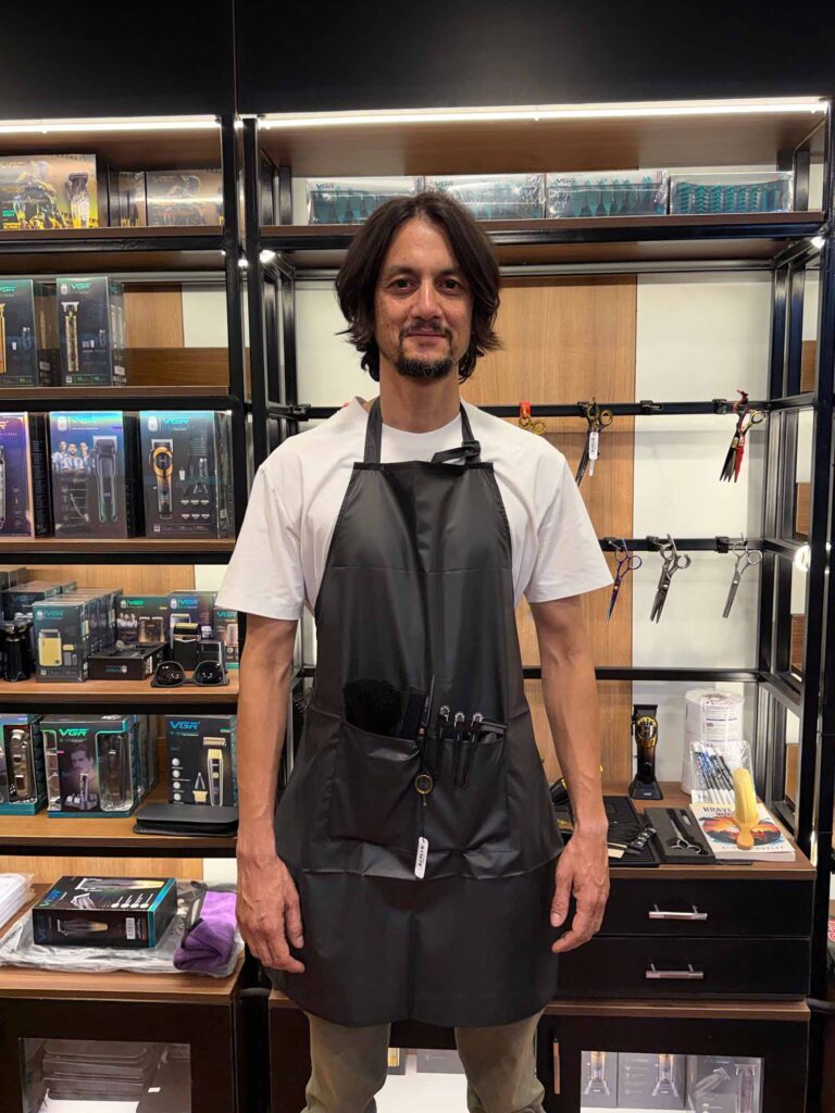 black self apron (half)